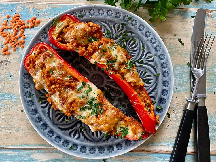 roten mit Spitzpaprika Gefüllte Linsen